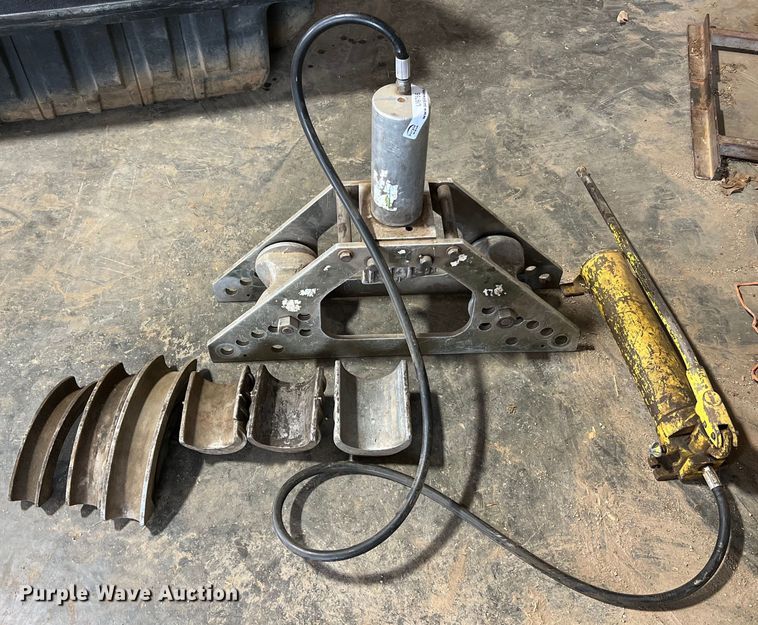 image for item LI9766 Greenlee  pipe bender