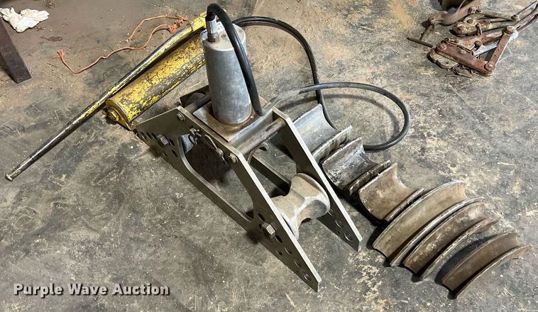 image for item LI9766 Greenlee  pipe bender