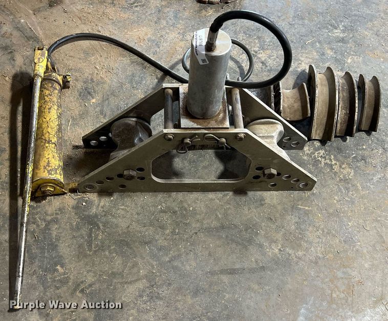 image for item LI9766 Greenlee  pipe bender