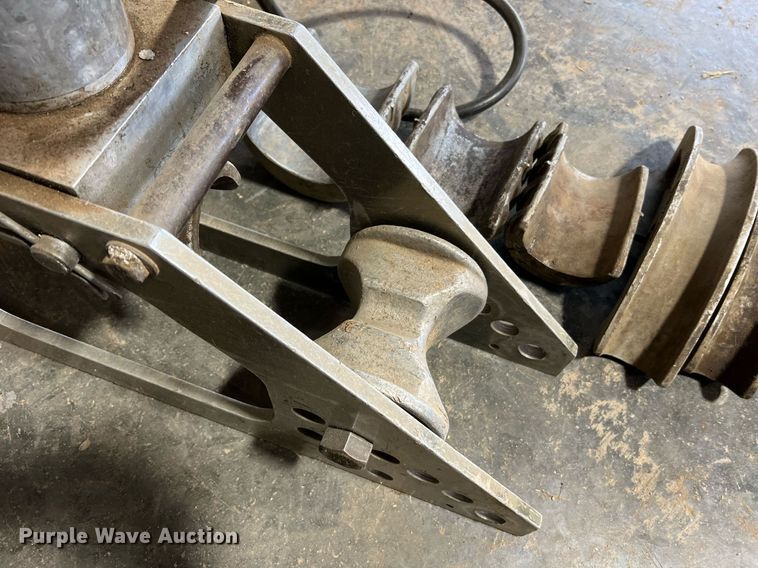 image for item LI9766 Greenlee  pipe bender