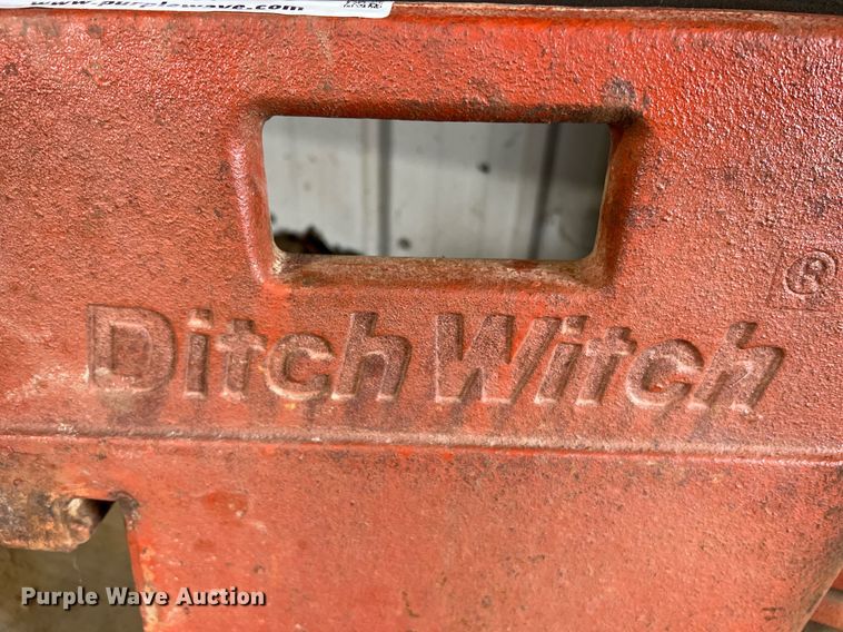 image for item LI9767 (10) Ditch Witch 100 lbs suitcase weights