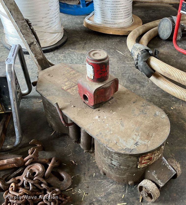 image for item LI9768 Tools