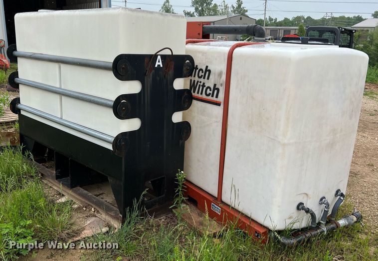 image for item LI9769 (2) fluid mixing system poly tanks