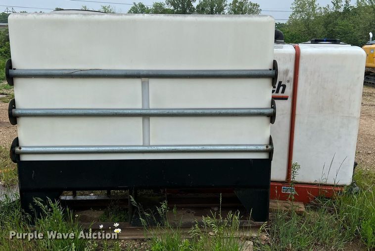 image for item LI9769 (2) fluid mixing system poly tanks