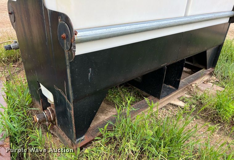 image for item LI9769 (2) fluid mixing system poly tanks