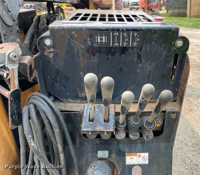 image for item LJ9675 2008 Vermeer D7X11 Series II  directional boring unit