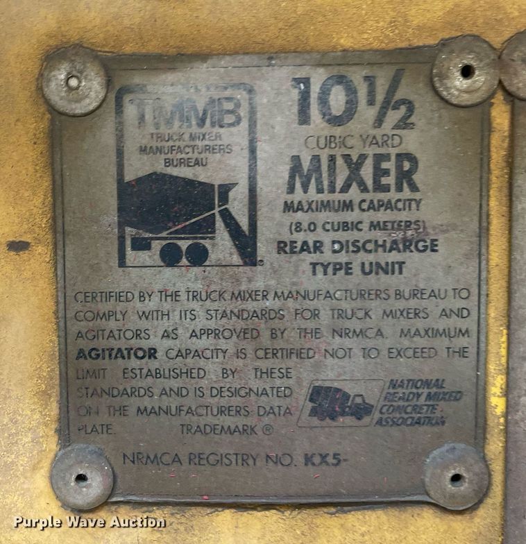 image for item LJ9709 1999 Mack DM690S  ready mix truck