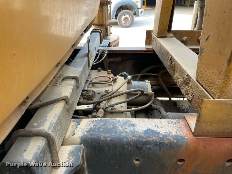 image for item LJ9709 1999 Mack DM690S  ready mix truck