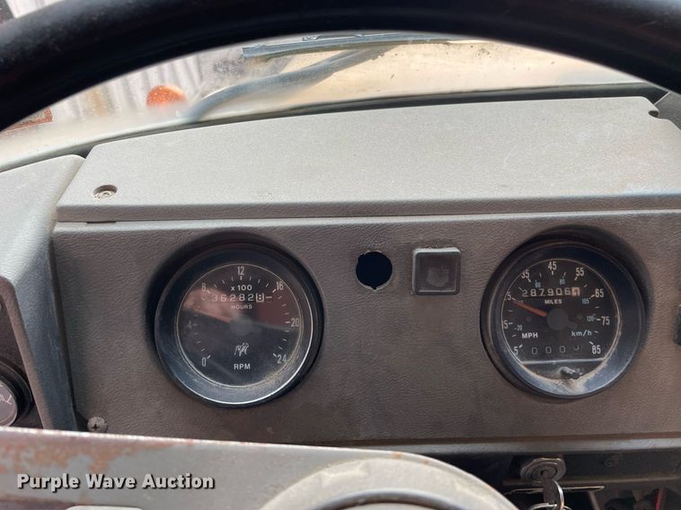 image for item LJ9709 1999 Mack DM690S  ready mix truck