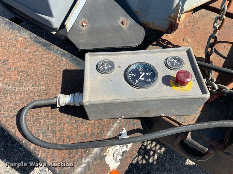 image for item LJ9716 2005 Asphalt Zipper AZ-480HD  cold planer