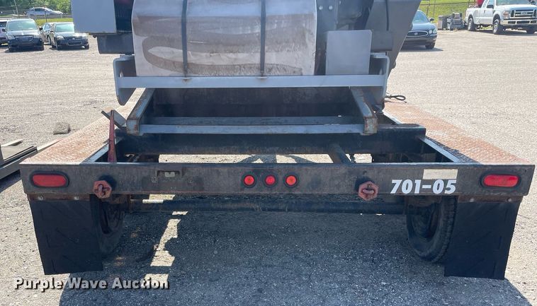 image for item LJ9716 2005 Asphalt Zipper AZ-480HD  cold planer