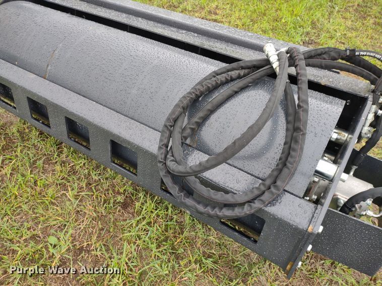 image for item LL9133 2023 Wolverine VR-11-66W  skid steer roller