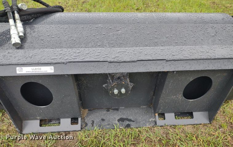 image for item LL9133 2023 Wolverine VR-11-66W  skid steer roller