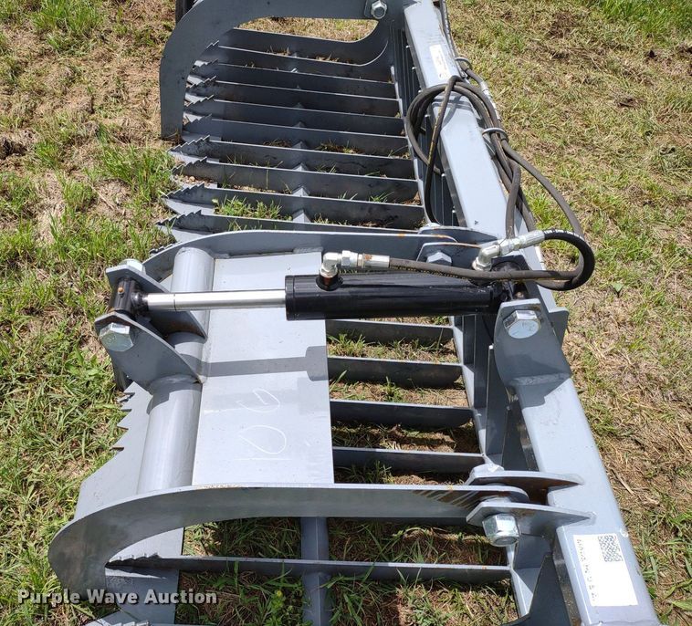 image for item LL9146 84"W skid steer grapple bucket