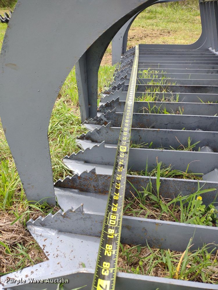 image for item LL9146 84"W skid steer grapple bucket