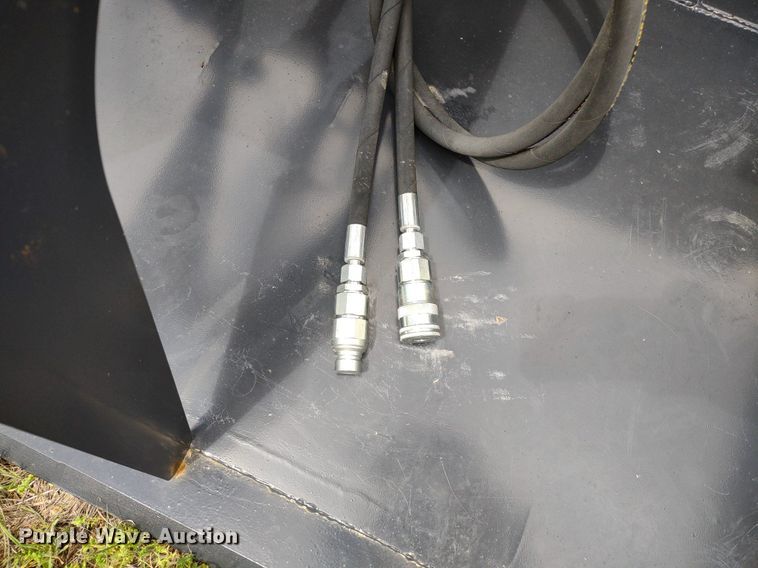 image for item LL9147 JCT  72"W skid steer grapple bucket