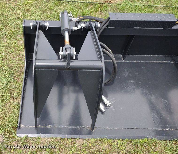 image for item LL9147 JCT  72"W skid steer grapple bucket