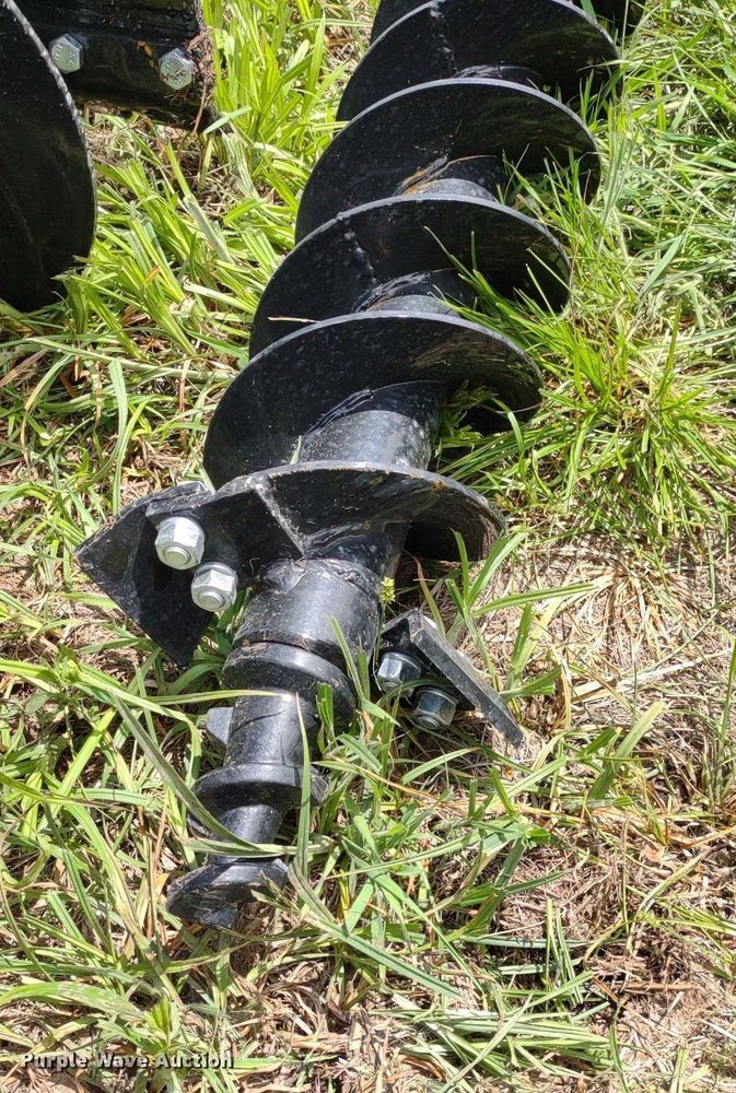 image for item LL9149 2022 Agrotk SSECAGY  skid steer auger