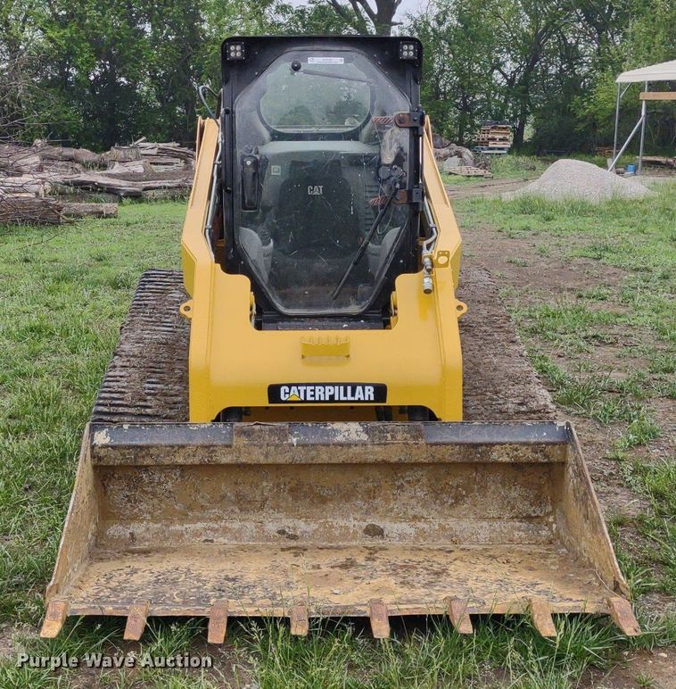image for item LL9153 2013 Caterpillar 277C Series II  tracked skid steer loader