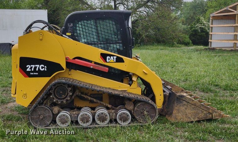 image for item LL9153 2013 Caterpillar 277C Series II  tracked skid steer loader