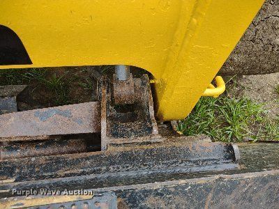 image for item LL9153 2013 Caterpillar 277C Series II  tracked skid steer loader