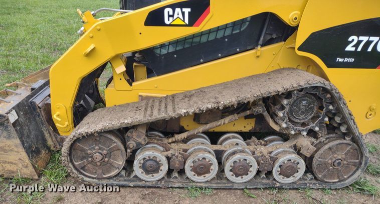 image for item LL9153 2013 Caterpillar 277C Series II  tracked skid steer loader
