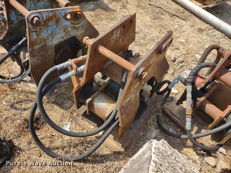 image for item LL9209 (6) backhoe attachments