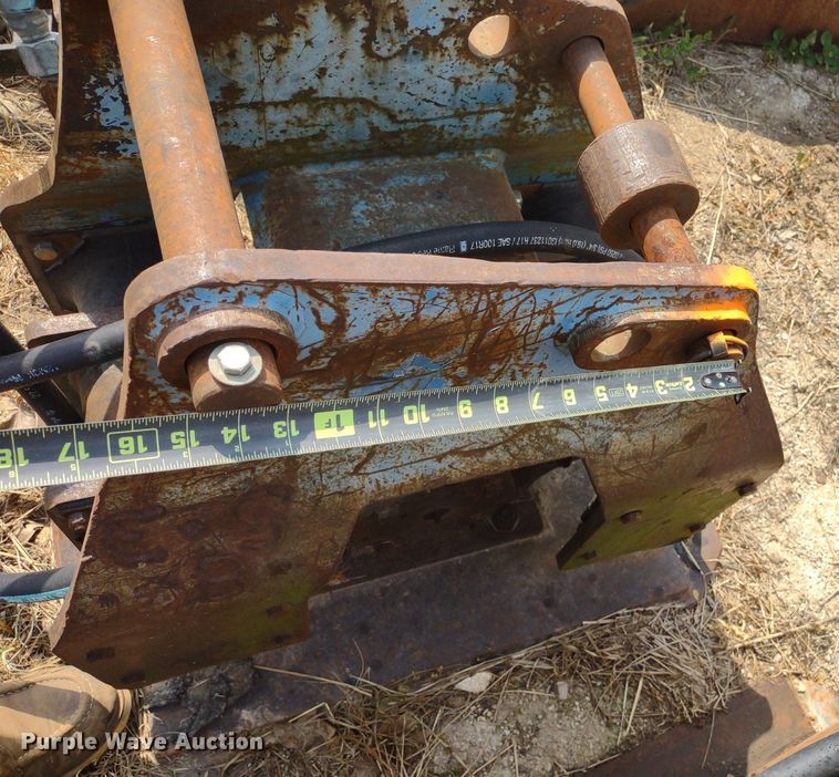 image for item LL9209 (6) backhoe attachments