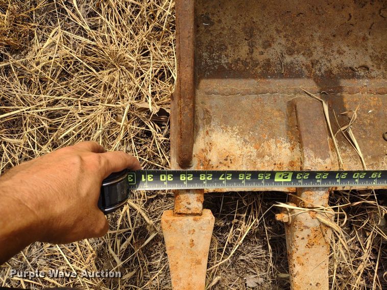 image for item LL9209 (6) backhoe attachments