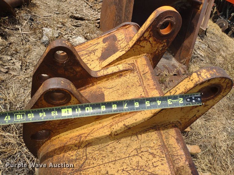 image for item LL9209 (6) backhoe attachments