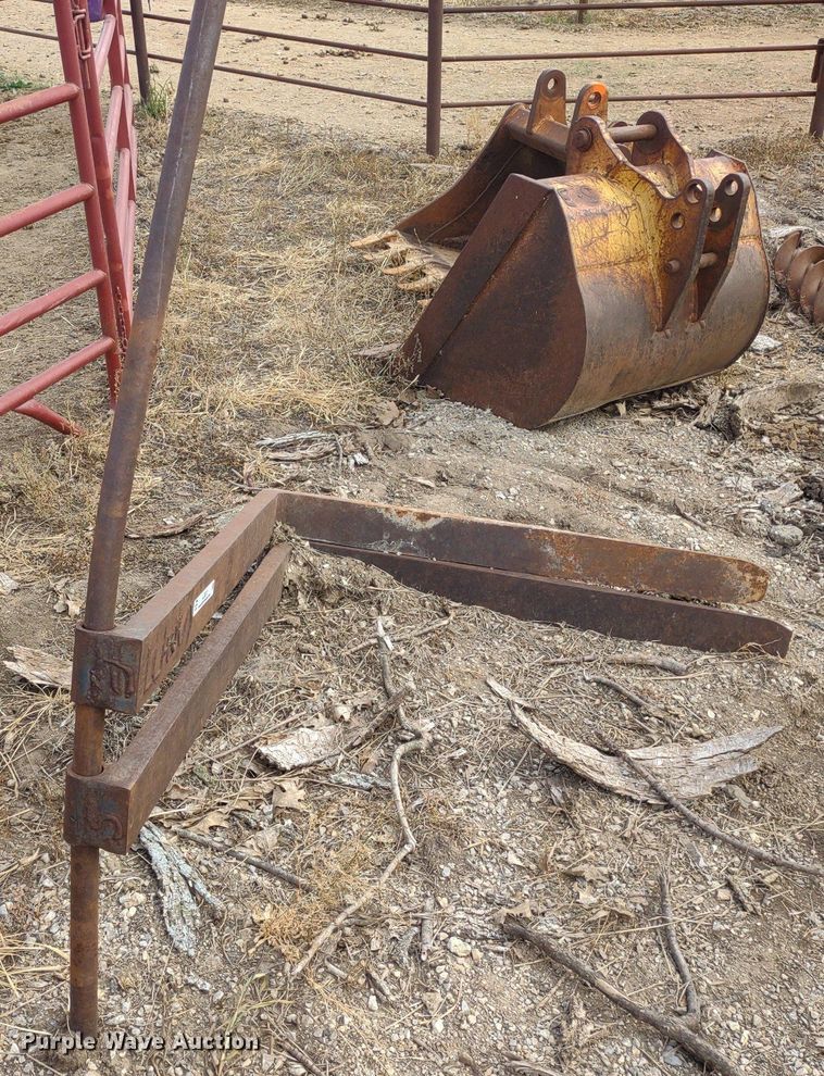 image for item LL9209 (6) backhoe attachments