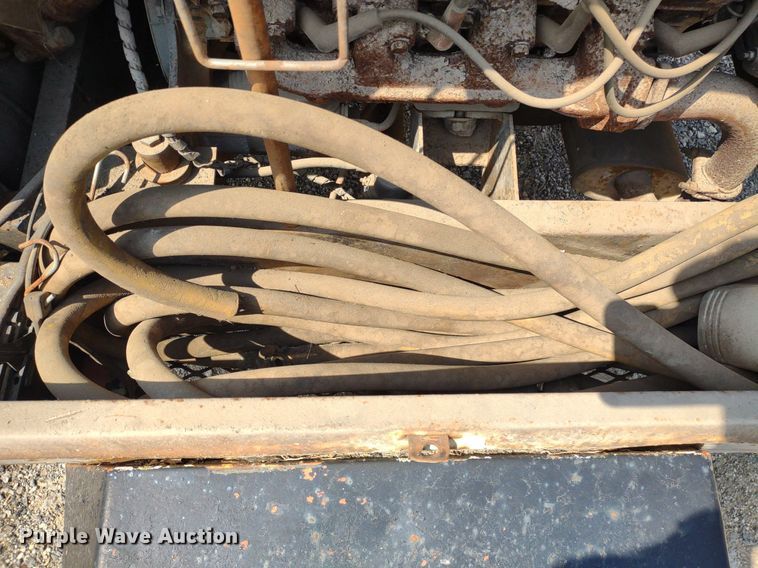 image for item LL9210 Gordon Smith 100D  air compressor