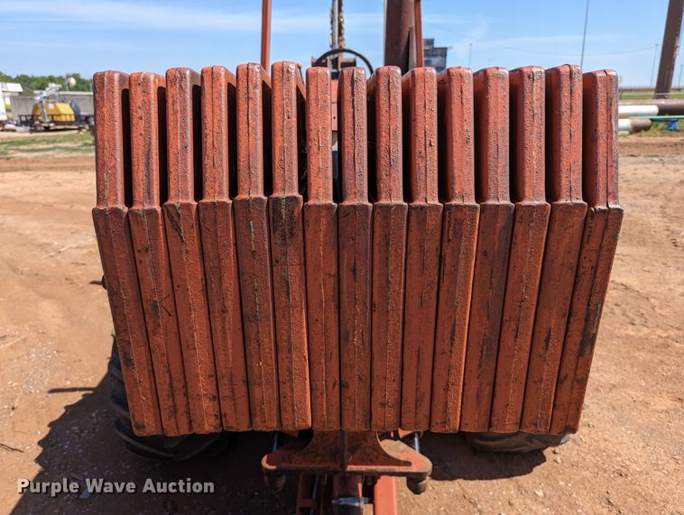 image for item LM9788 2000 Ditch Witch 5110  trencher