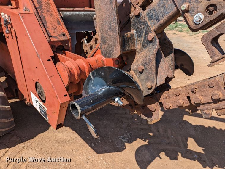 image for item LM9788 2000 Ditch Witch 5110  trencher