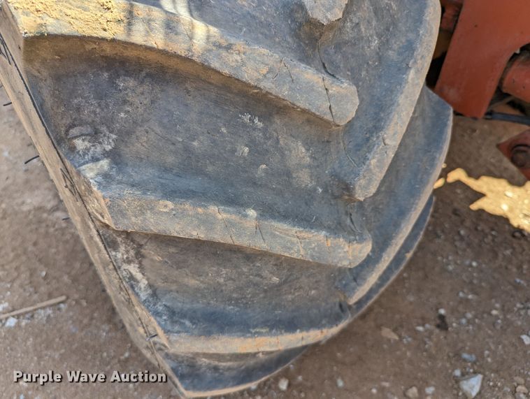 image for item LM9788 2000 Ditch Witch 5110  trencher