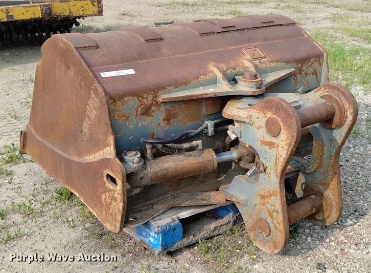 image for item LP9612 Excavator bucket