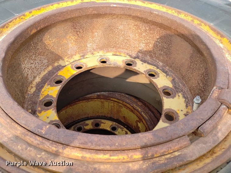 image for item LP9617 (4) Triangle 20.5-25 tires and wheels