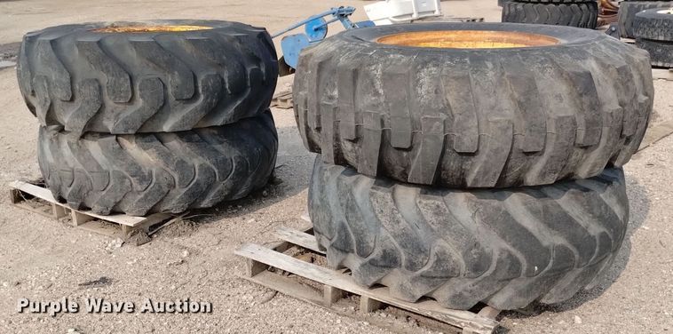 image for item LP9619 (4) 17.5-25 tires and wheels