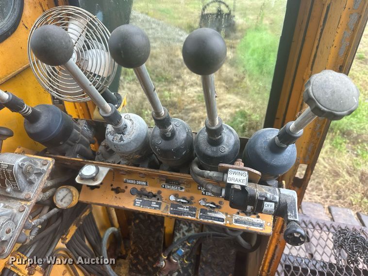 image for item LP9971 1973 American 5299  crane