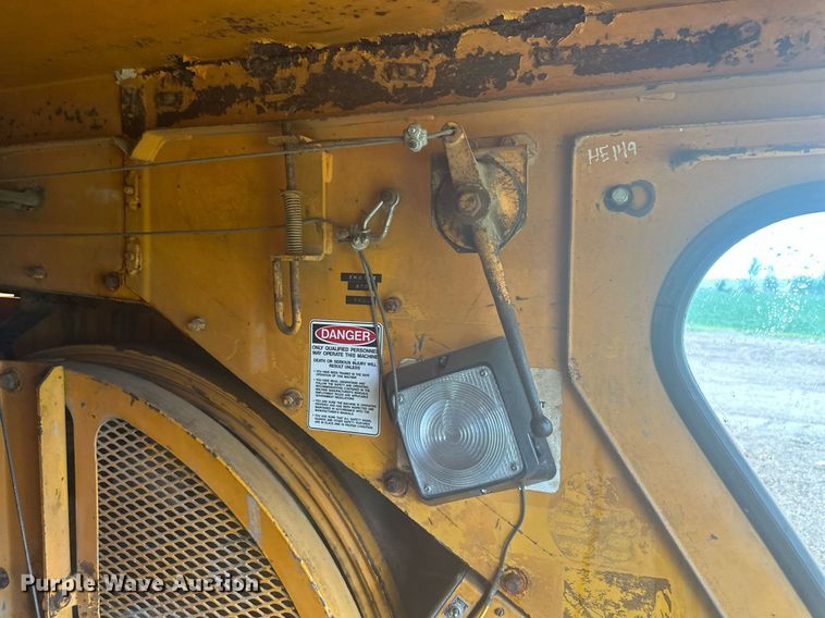 image for item LP9971 1973 American 5299  crane