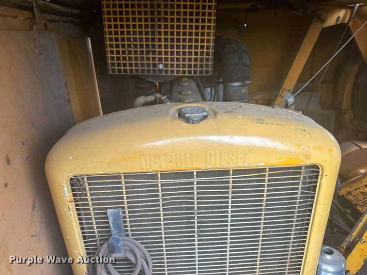 image for item LP9971 1973 American 5299  crane