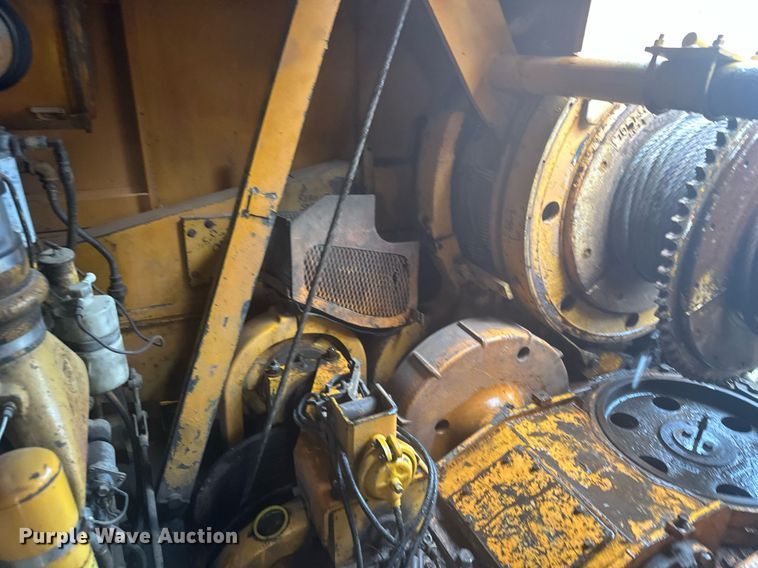 image for item LP9971 1973 American 5299  crane