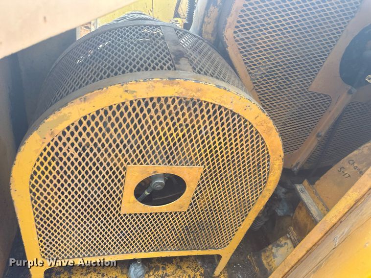 image for item LP9971 1973 American 5299  crane