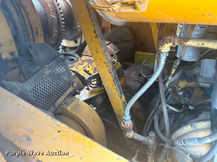 image for item LP9971 1973 American 5299  crane