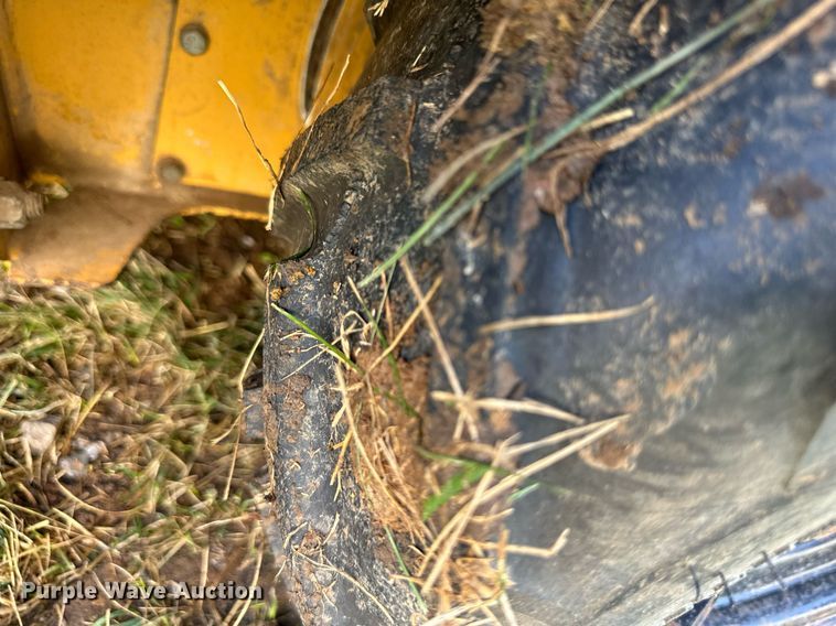image for item LP9974 2000 Vermeer V2050  trencher