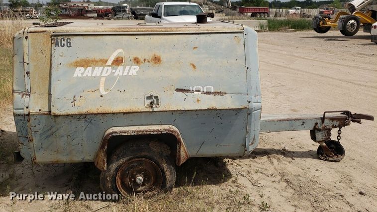 image for item LT9751 Ingersoll Rand 100  air compressor