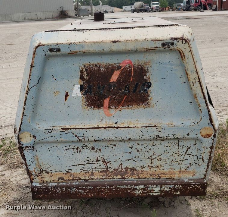 image for item LT9751 Ingersoll Rand 100  air compressor