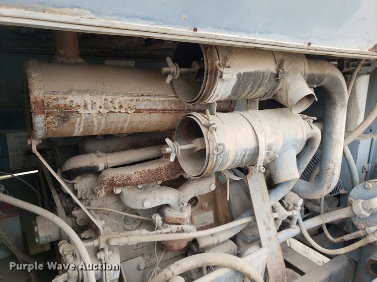 image for item LT9751 Ingersoll Rand 100  air compressor