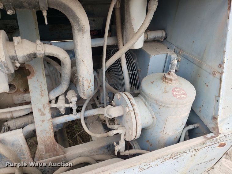 image for item LT9751 Ingersoll Rand 100  air compressor