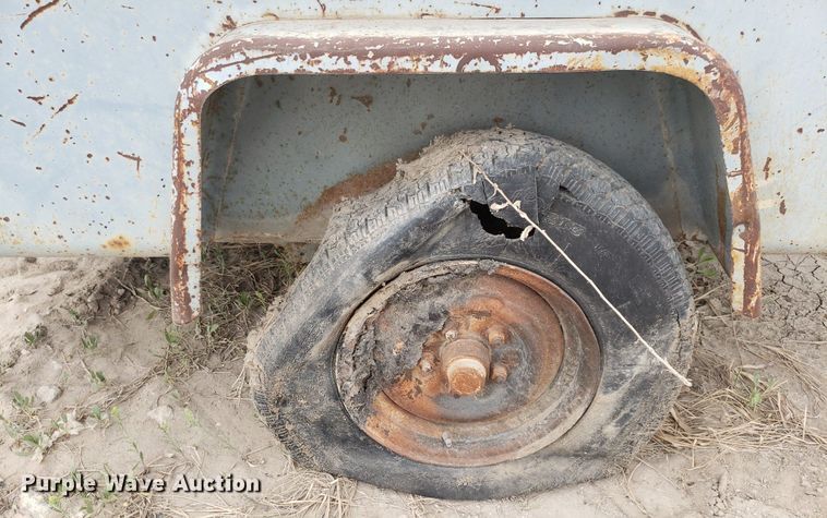 image for item LT9751 Ingersoll Rand 100  air compressor